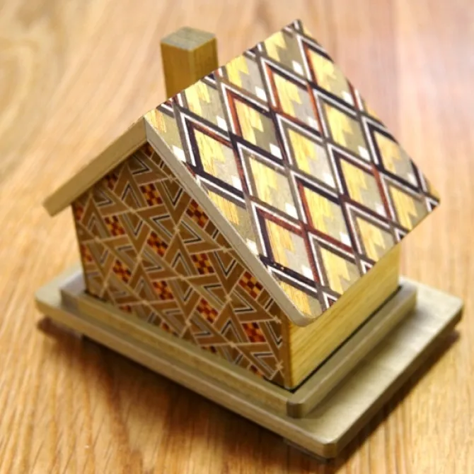 House 7 Steps - Japanese Puzzle Box